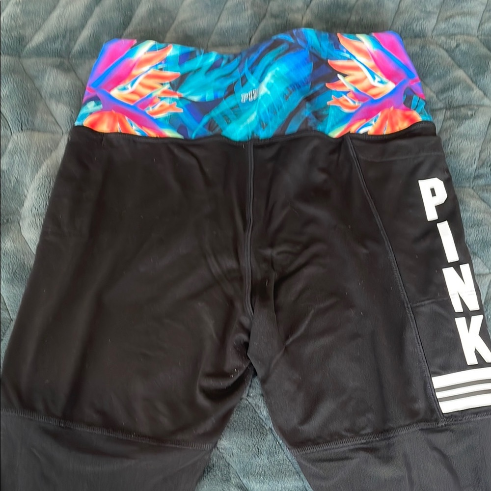 Black Leggings with Tropical Waistband